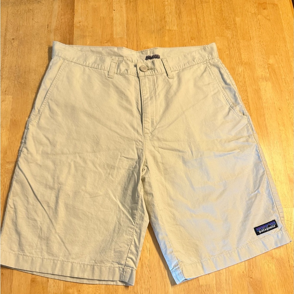 Patagonia Mens 31 Khaki Chino Shorts Outdoor Organic Cotton Light Used/Good